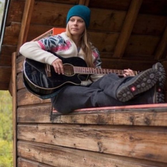 The North Face Women's Sweater - Cream, Pink, Blue - Picture 1 of 13